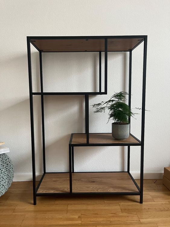 New bookshelf for resale perfect condition Kaufen auf Ricardo