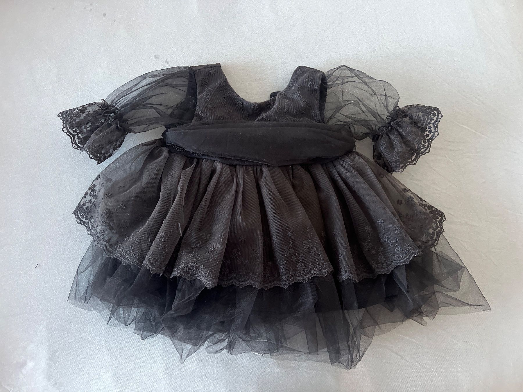 Vestiti & Gonne: Festkleid 6-9M – Nuovo (secondo la descrizione) da Schafisheim venduto da inf_5dtw