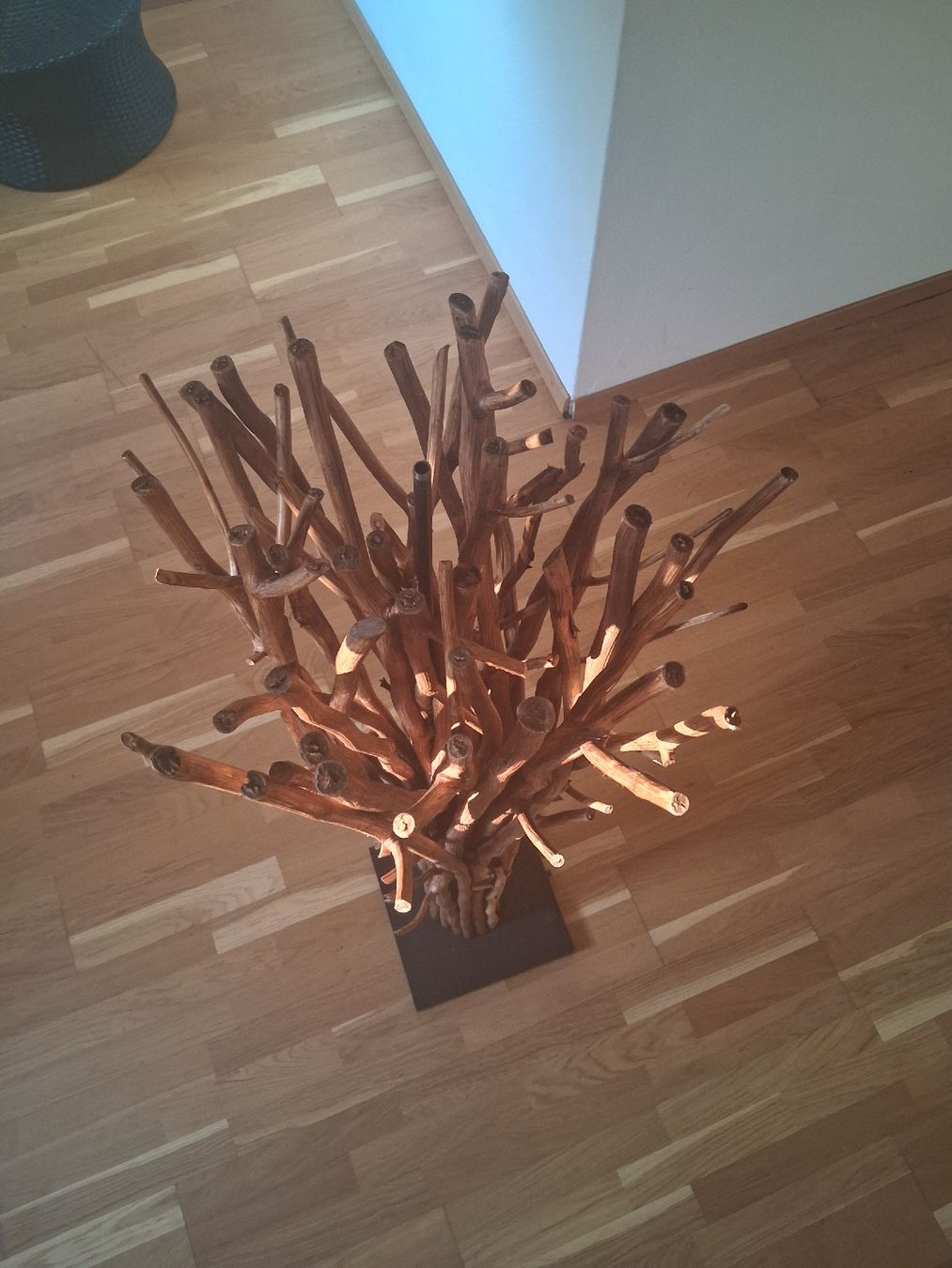 Alle Dekorationen: Dekorationsständer Äste Holz / Höhe: ca. 144 cm – Gebraucht aus St. Gallen von 1.2.meins 4