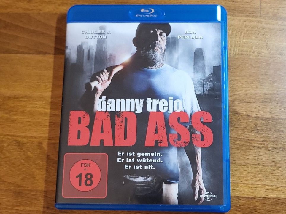Tutti i DVDs: Bad Ass (2012) RAR Bluray – Usato da Pfungen venduto da Whitie