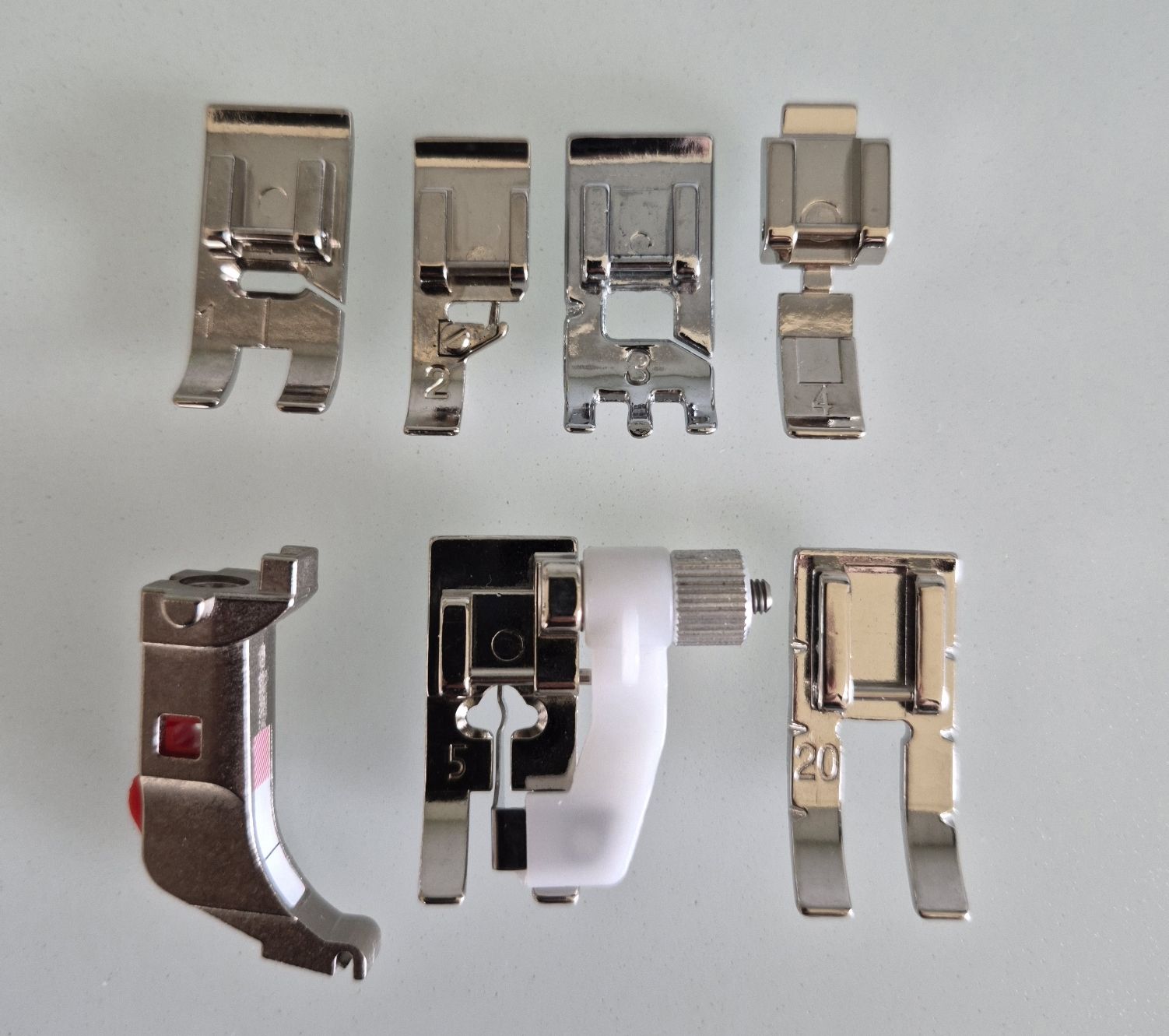 Bernina Macchine da cucire: Bernina Snap-on Nähfuss Set  – Nuovo (secondo la descrizione) da Rothenburg venduto da Rofivo