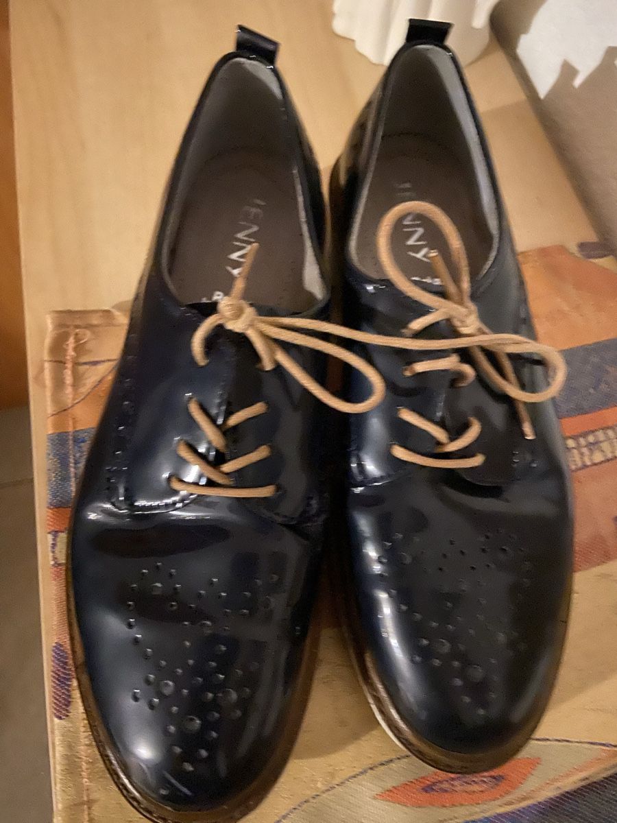 Damenschuhe: Edle Lack Damenschuhe Grösse 37 – Gebraucht aus Täsch von Dmoosi
