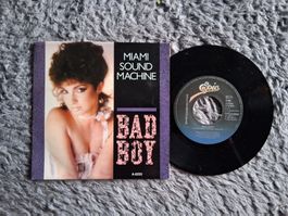 MIAMI SOUND MACHINE      BAD BOY   7NER SINGLE