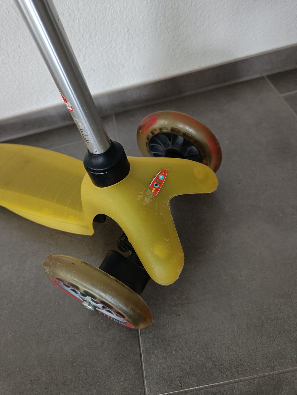 Micro Veicoli per bambini: Mini Scooter Micro – Usato da Güttingen venduto da Bumeranze 3