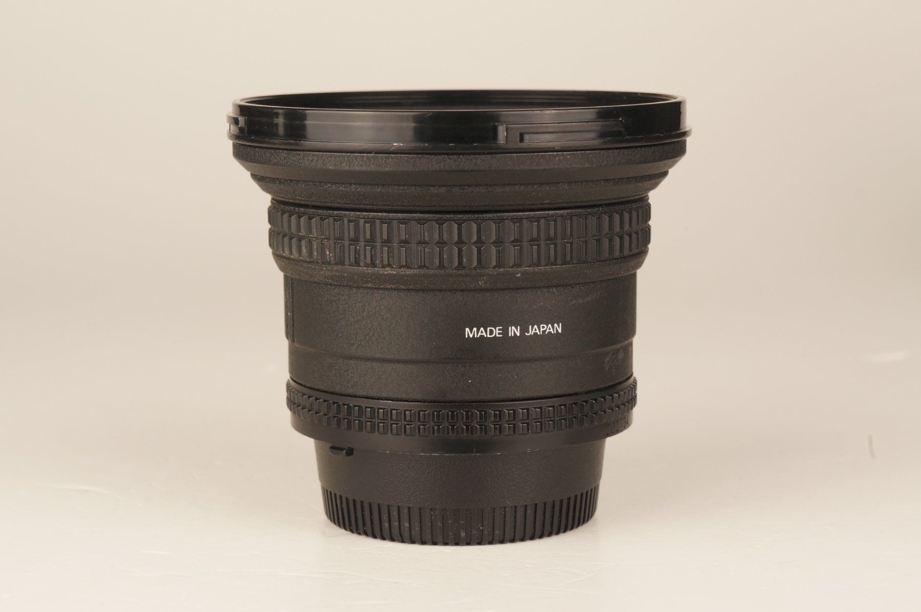 Nikon Obiettivi: Nikon AF Nikkor 18mm f/2.8 D – Usato da Bassersdorf venduto da shushu_pushu 2