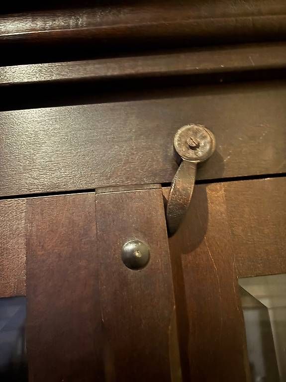 Mobili TV: Wohnwand rustical Tv-Möbel – Usato da Amriswil venduto da CRG125 4