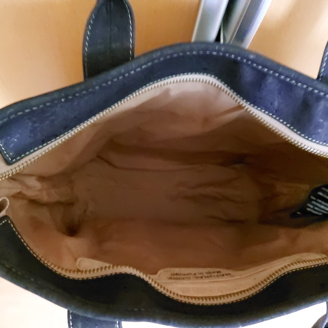 Taschen für Damen: Korktasche NEU – Neu und originalverpackt aus Frauenfeld von Rolsy 3