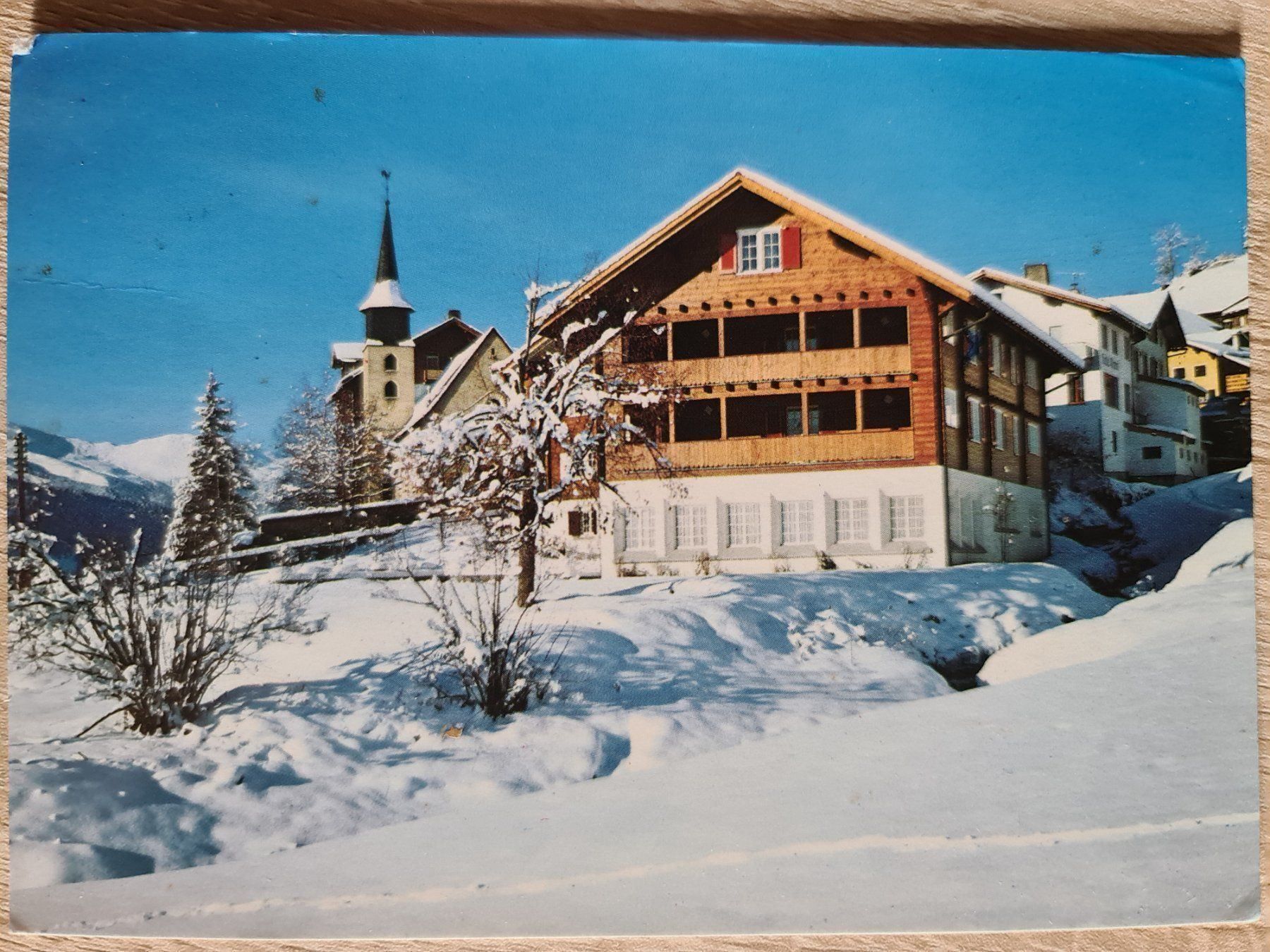 Cartoline postali: Ansichtskarte Schul Ferienheim Pany 1976 – Usato da Dintikon venduto da Vexi