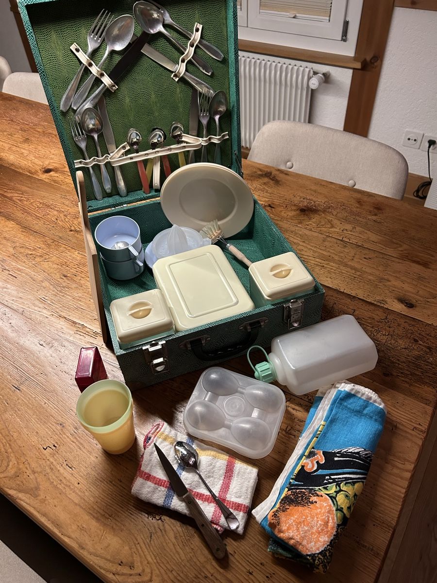 Valigie: Vintage Picknick-Koffer, Camping – Usato da Melchnau venduto da tkoenig93 1