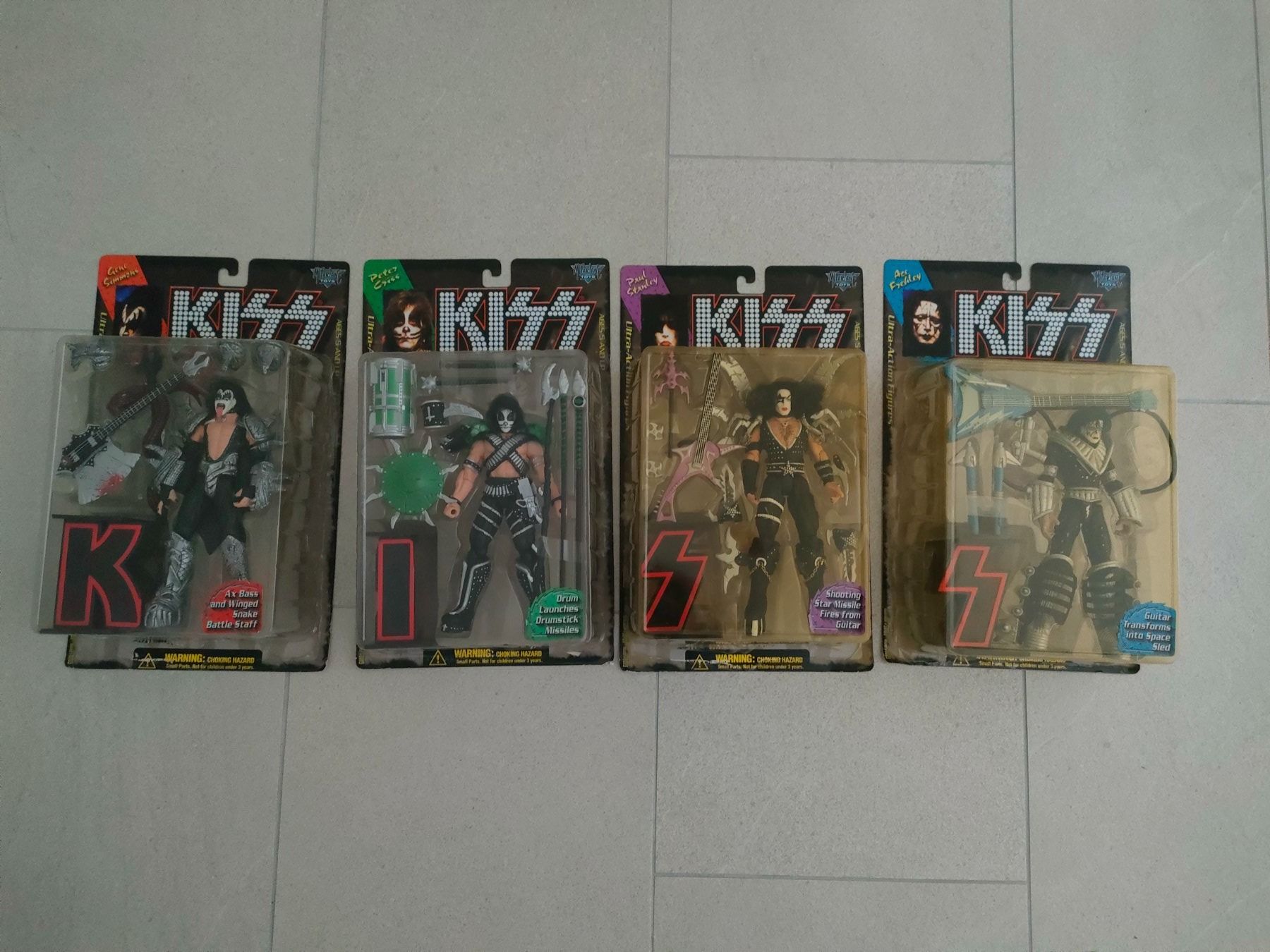 Bambole: Kiss/Puppen/Figuren/Action Figures – Usato da Aarburg venduto da Frys 1