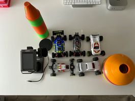 Hier eine grosse Sammlung an RC Autos 1:24 - 1:27