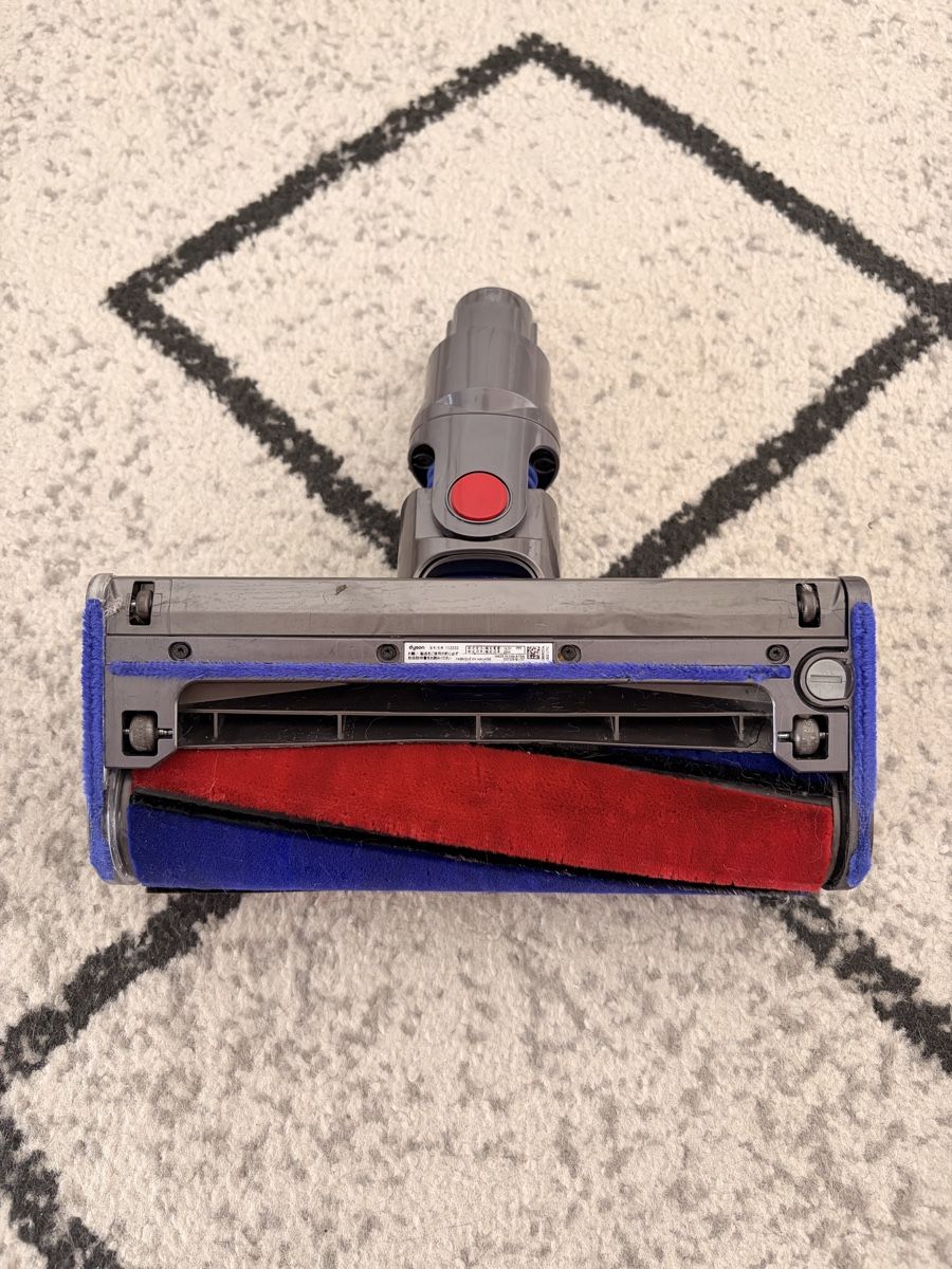 Dyson Staubsauger & Zubehör: Dyson V8 Total Clean – Gebraucht aus Bussigny von LabiZaule 1