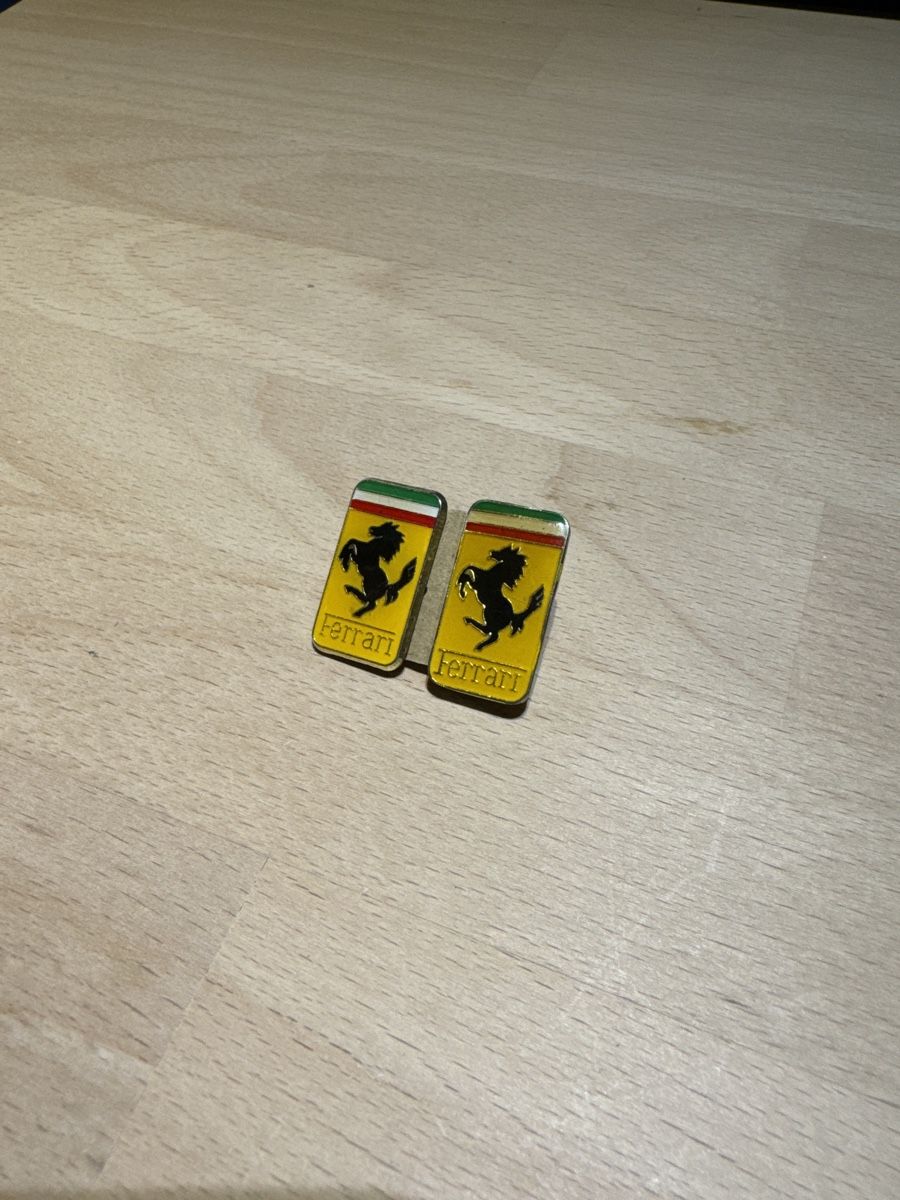 Ferrari Placchette & Badge: Pin - Ferrari (2X) – Usato da Stüsslingen venduto da leo_nzh6 3