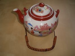 Echte japanische Teekanne 1 l mit japanischen Geisha Motive