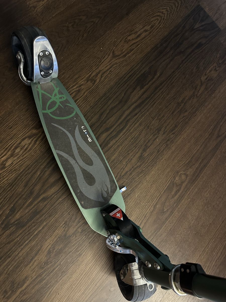 Micro Kickboard: Trottinette micro rocket – Gebraucht aus Zürich von florence.miguet 2