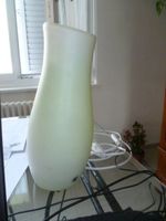 Nachttischlampe Glas weiss innengrün E14