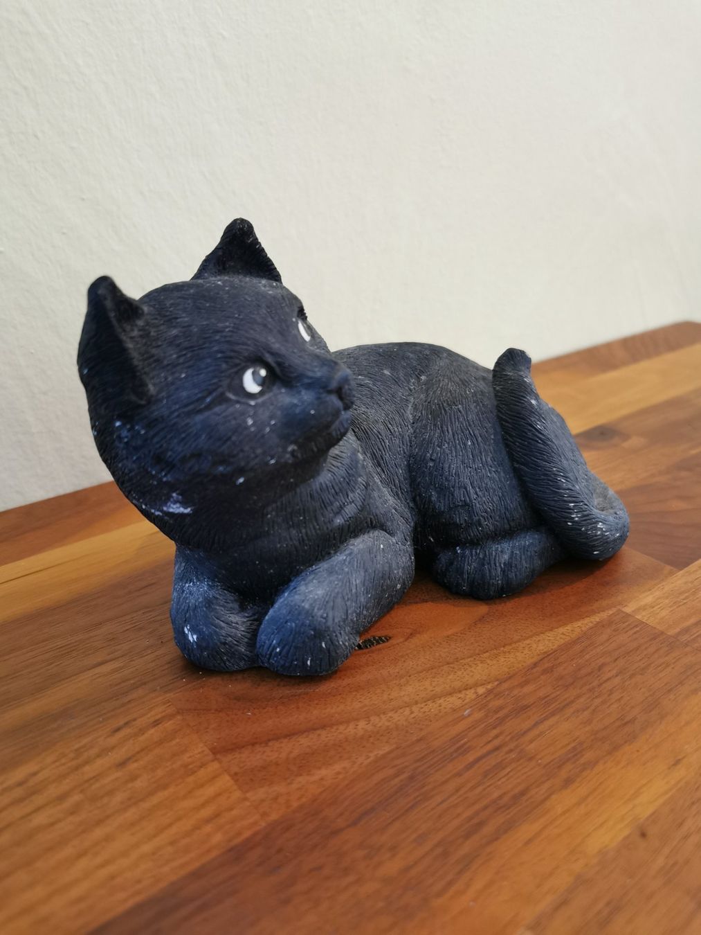 Statuette: Liegende Figur Katze / Katzenfigur schwarz – Usato da Boniswil venduto da Totomat-Lady2 1
