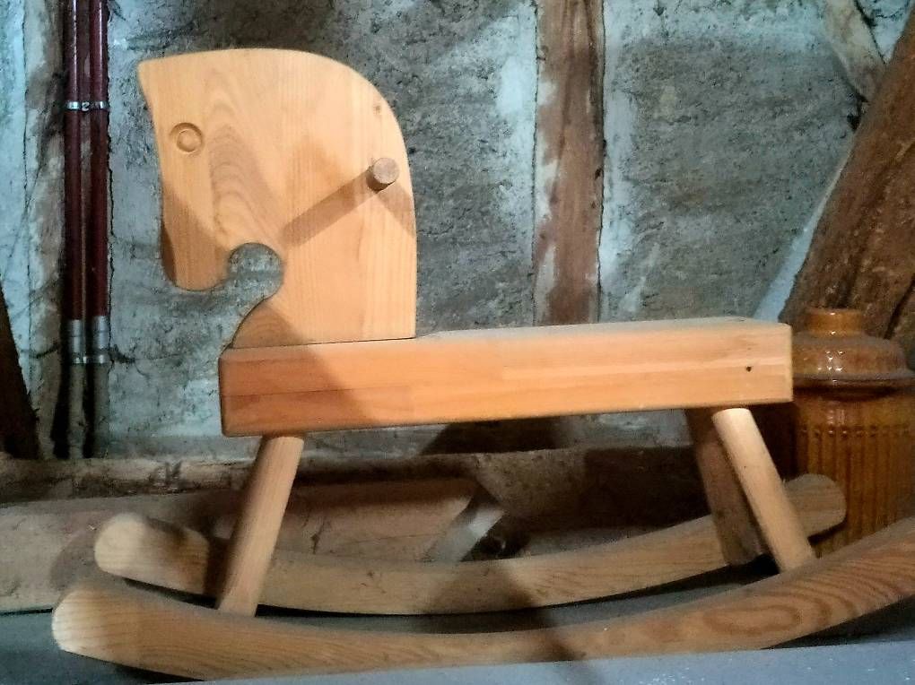 Spielzeuge: Schaukelpferd – Gebraucht aus Schlattingen von armeFrau 1