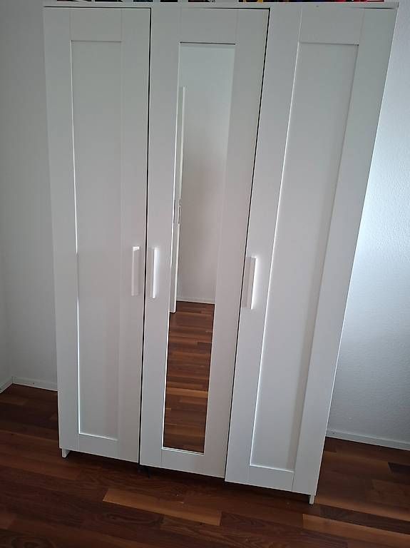 Schränke: Wardrobe – Gebraucht aus Zürich von car_sbh5