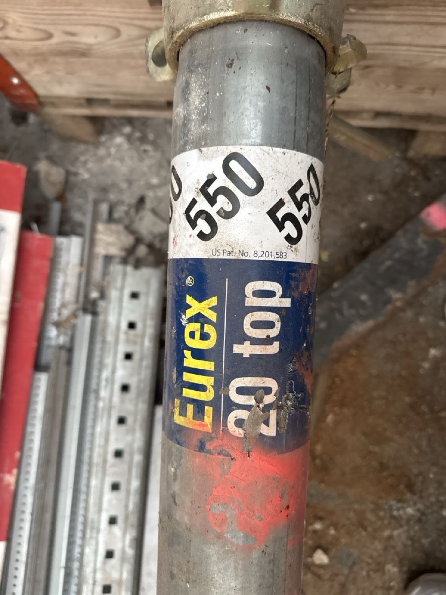 Travi: Decken spriessen 550 – Usato da Adliswil venduto da leamoos