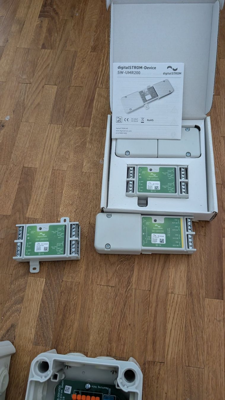 DigitalSTROM Componenti elettronici: digitalSTROM Smarthome Komplettpaket – Usato da Münchenbuchsee venduto da heinz-5 3