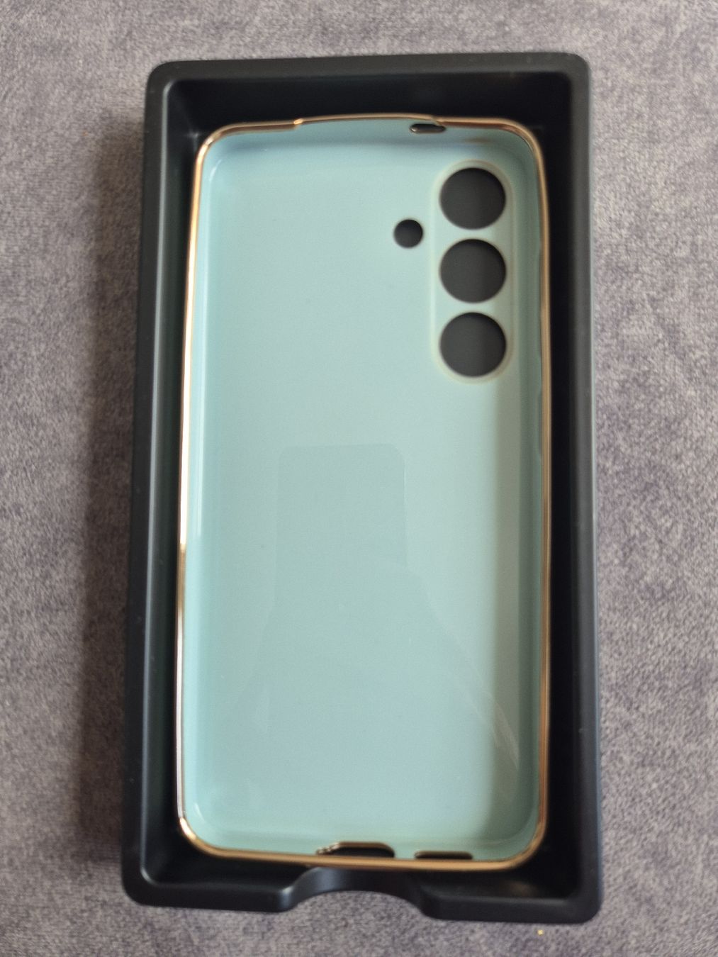 Samsung Cover & Protezioni schermo: Hülle Samsung Galaxy S24 5G NEU!!! – Nuovo e nell'imballaggio originale da Biel-Benken BL venduto da Sandra0147 1