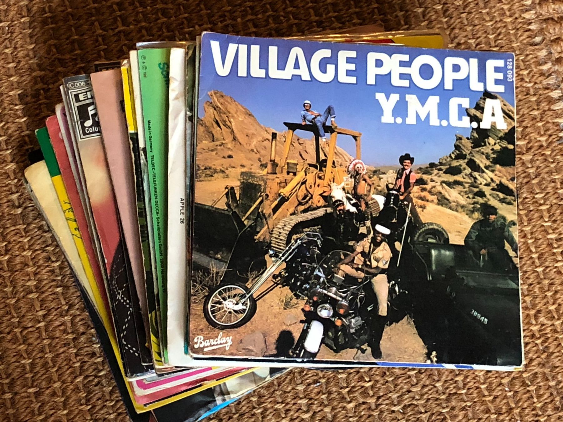 Dischi in vinile: 40Stk 45RPM Schallplatten – Usato da Lommiswil venduto da canoga