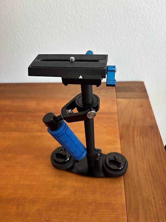 Treppiedi & Teste: Camera Stabilizer / Gimbal – Usato da Zürich venduto da James_Kr 3