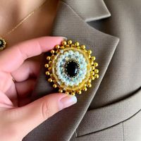 Handgemachte Vintage Kristall Gold & Weiß Perlen Brosche