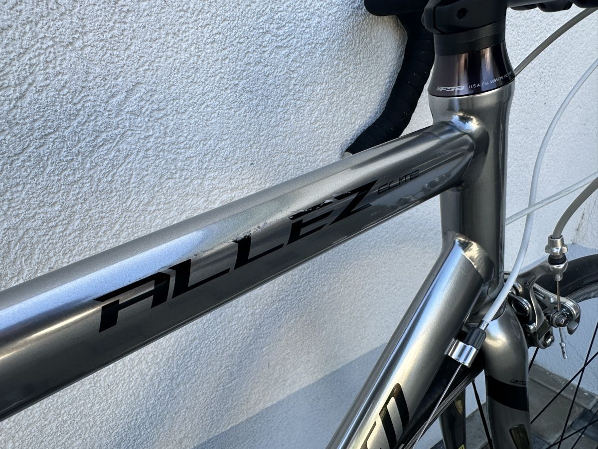 Specialized Velos: Vélo de course Specialized Allez Elite, taille 56 – Gebraucht aus Boécourt von Mv898 9