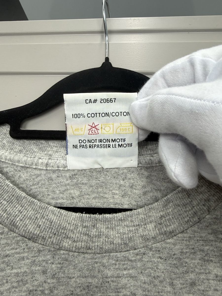 Adidas T-shirt: Vintage Adidas tee made in Canada – Usato da Lausanne venduto da Unehistoiredesapes 3