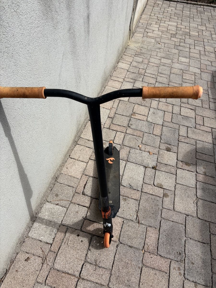 Chilli Kickboard: Trottinette Chilli Orange – Usato da Mont-sur-Lausanne venduto da kai_fy28 1