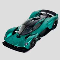 Aston Martin Valkyrie im Massstab 1:18