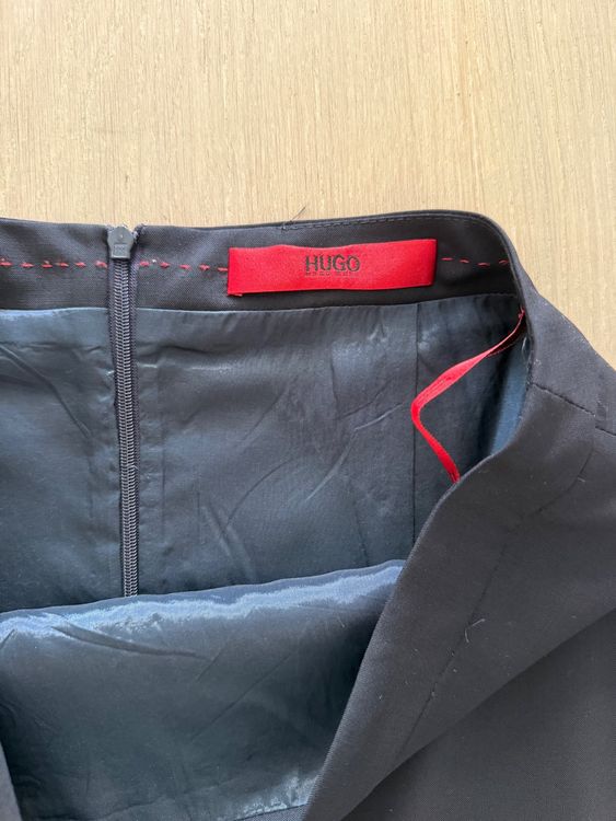 Hugo Boss Ensembles & Tailleurs: Hugo Boss Damen Hosenanzug mit Rock – D'occasion à Wilen b. Wollerau par cho_7k6w 4