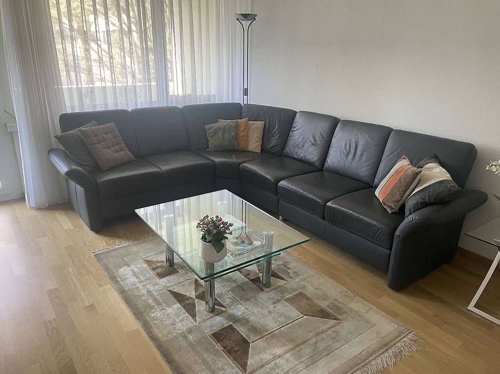 Sofas: Ecksofa – Gebraucht aus Schlieren von irenita888