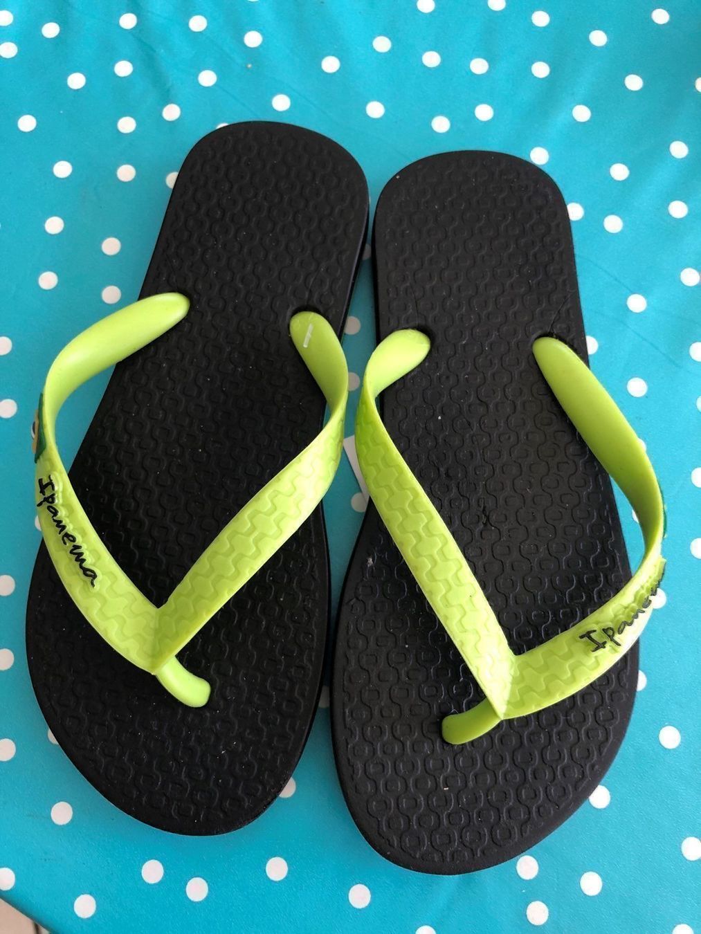Ipanema Scarpe per ragazzi: Neue Ipanema Flip Flops Gr.29 – Nuovo (secondo la descrizione) da Obergerlafingen venduto da cabo4