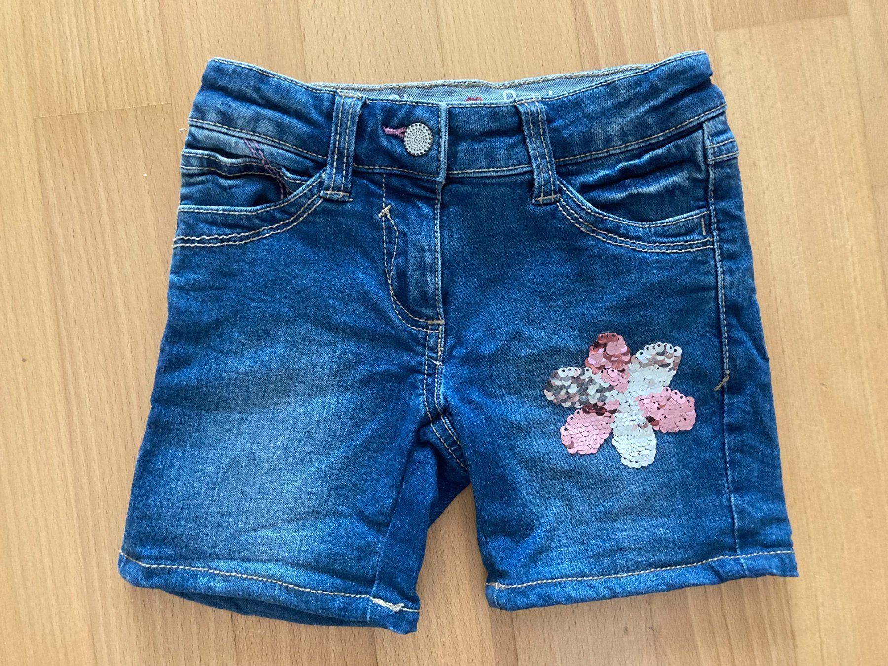 Pantalons: Jeans Shorts "s.Oliver" – Neuf (Voir description) à Muttenz par Juvenile33 2