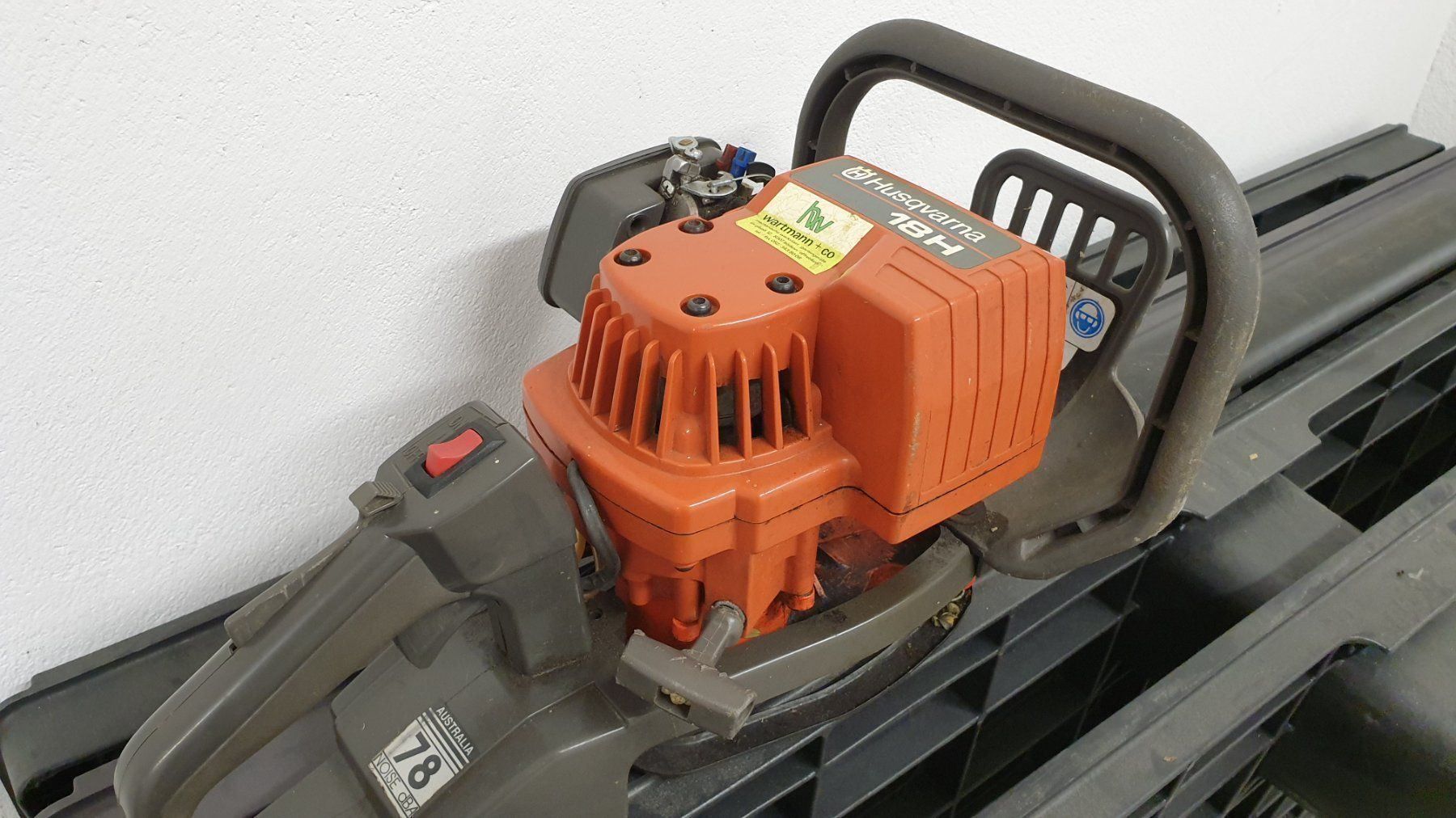 Tutte le macchine: Husqvarna 18H Heckenschere Benzin – Usato da Hinteregg venduto da Amerizium 4