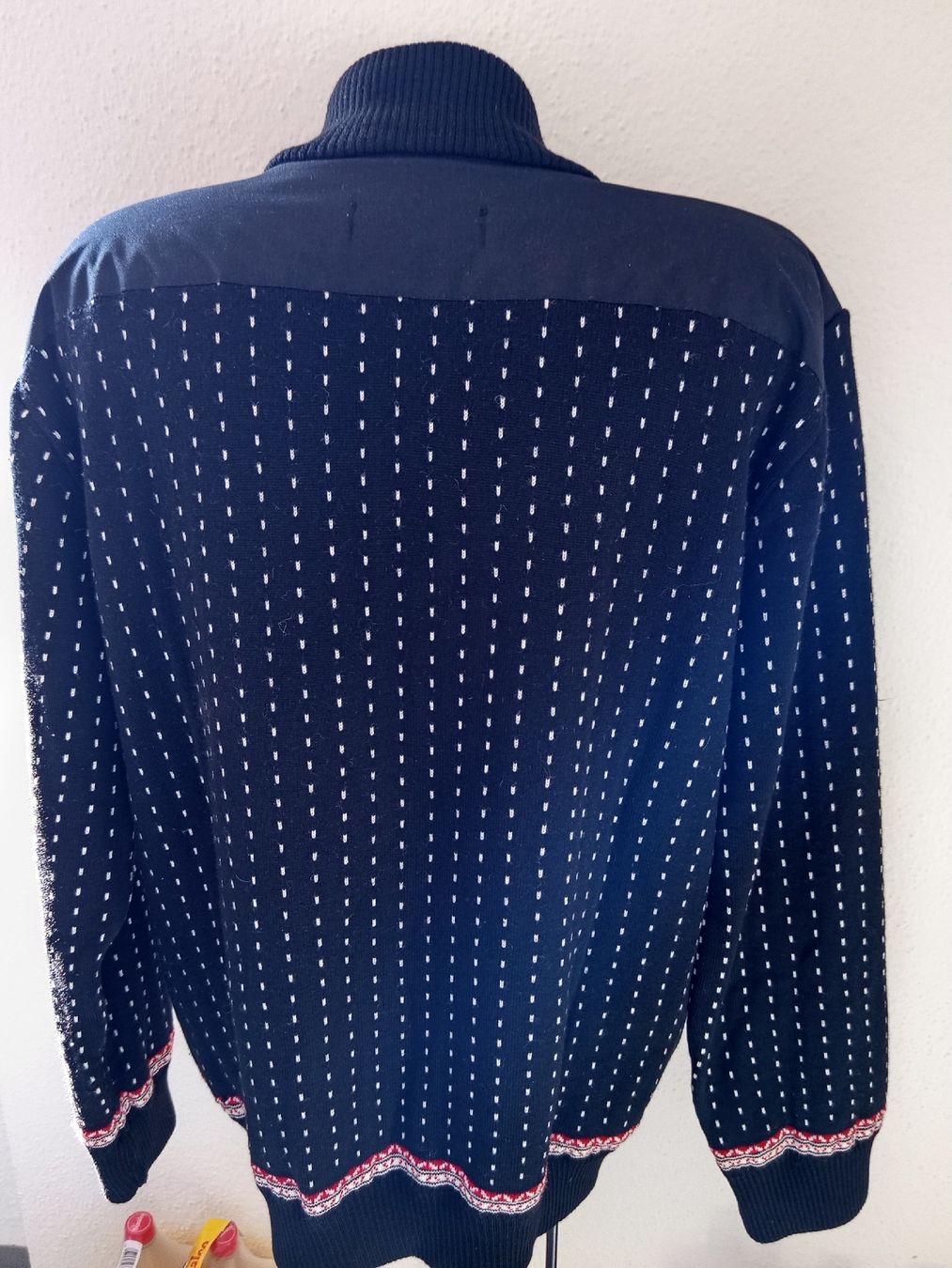 Pullover & Sweatshirts: Newland Ski- Pullover Rehenmuster schwarz mit Reissverschlus – Gebraucht aus Hinwil von Wuschi40 4