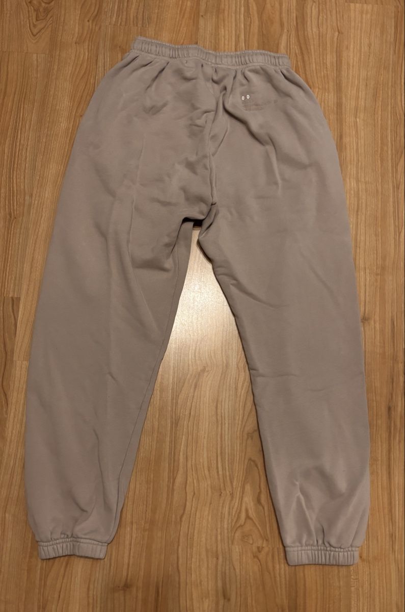 Pantalons: Trainerhose beige Damen – D'occasion à Lausen par Claudj1 1