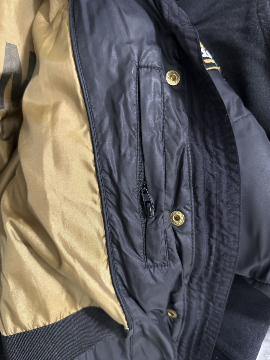 Giacche: Kurze Jacke mit Fell von Nickelson – Difettoso da Opfikon venduto da Desi.s 7