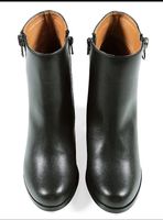 neuer, veganer Stiefel schwarz Gr. 37