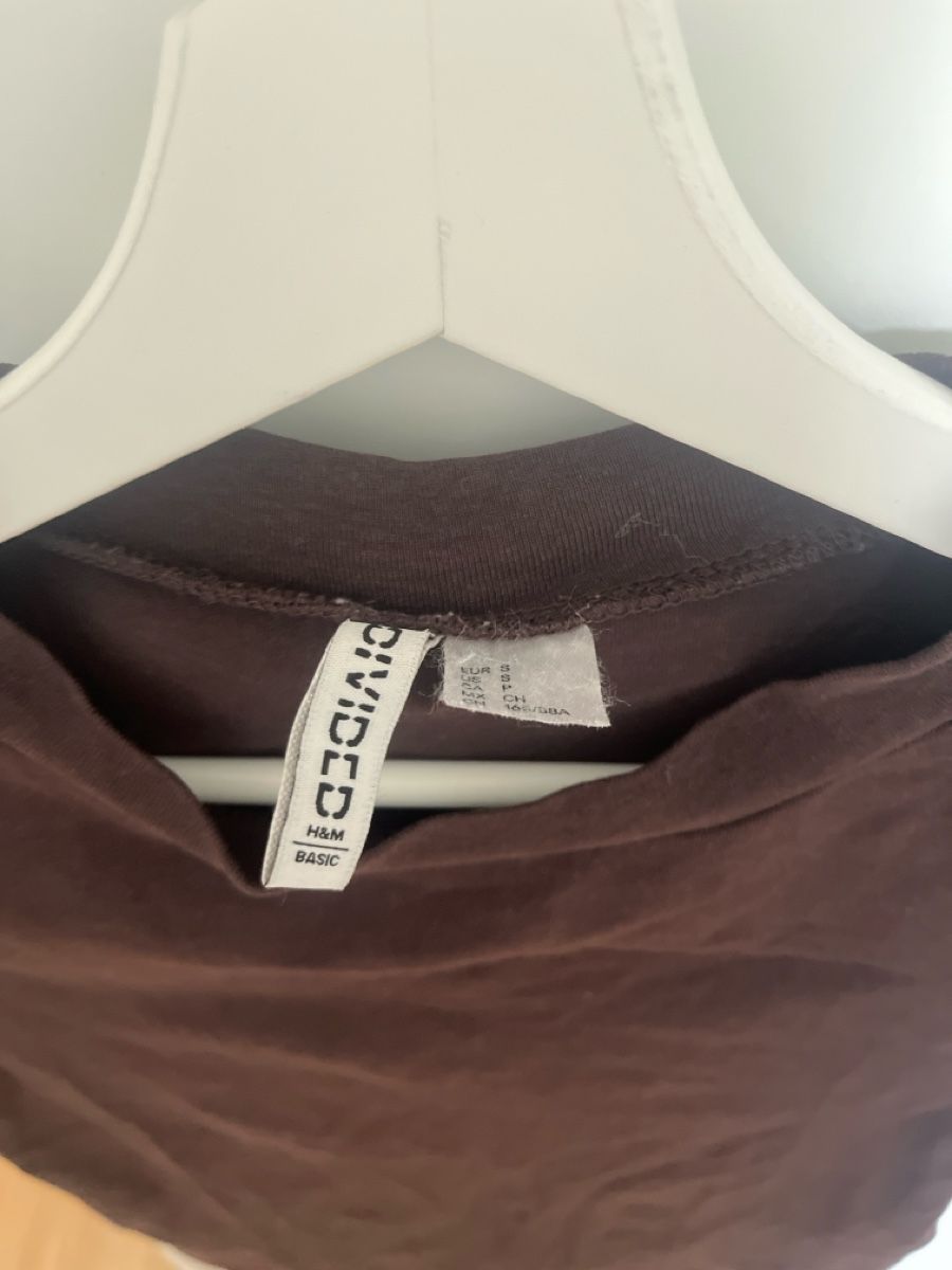 H&M T-shirt: T-Shirt Brown H&M S – Usato da Lausen venduto da secondhand_basel 1