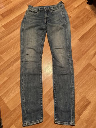 G-Star Raw Damen Jeans Gr. 27/34 einf. Bundweite 34 cm