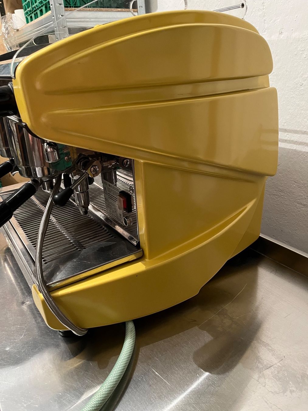 Macchine per caffè & Macchine per espresso: Professionelle Kaffeemaschine – Usato da Zürich venduto da and_82vg 6