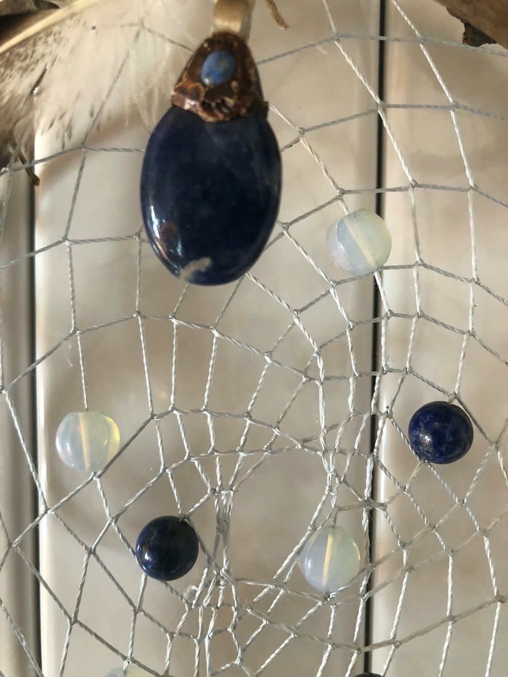 Tutte le decorazioni: schöner Traumfänger/Glockenspiel mit Lapislazuli + Opalith – Nuovo e nell'imballaggio originale da Ittenthal venduto da Hwaggis 3