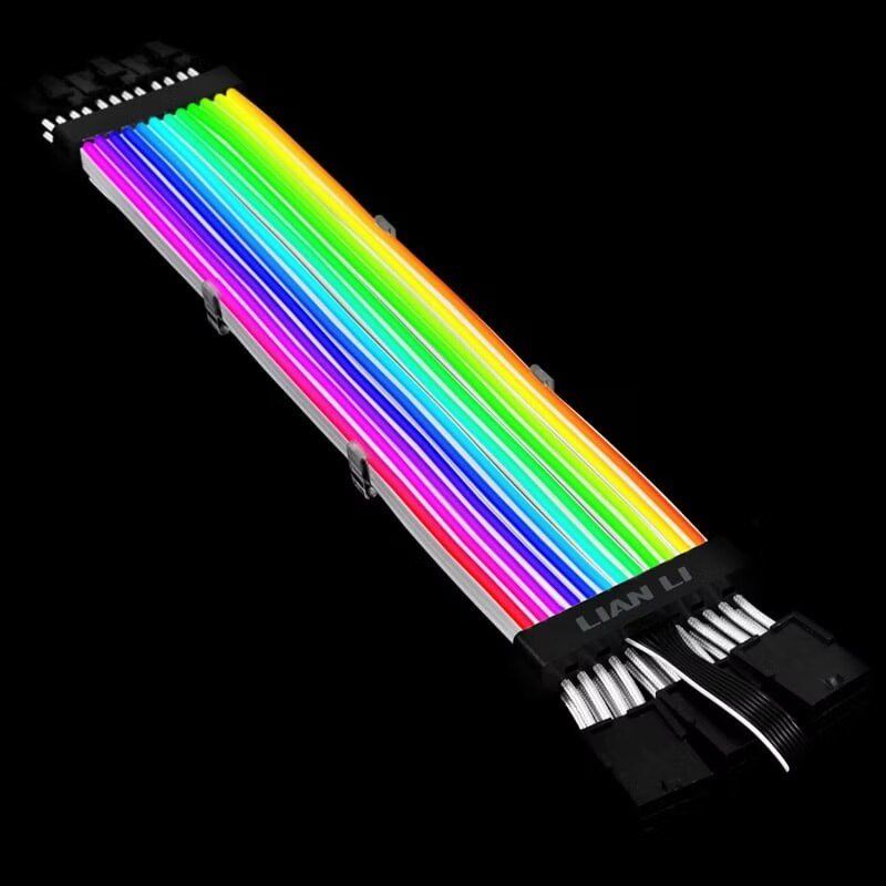 Lian Li Câbles: Lian-Li Strimer Plus Triple 8-PIN RGB – Neuf (Voir description) à Lyss par Prodified23 3