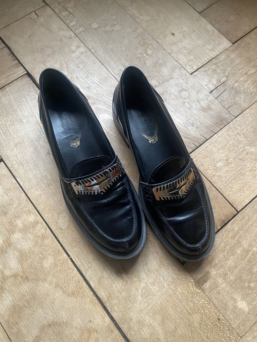 Scarpe da donna: Loafers von Tod's – Usato da Rüschlikon venduto da julia.theodora