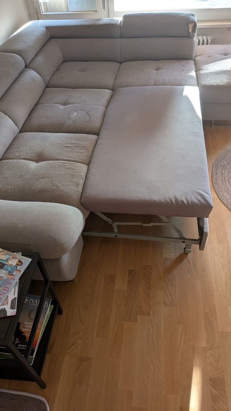 Sofas: Sofa gratis – D'occasion à Birsfelden par mtu_qv7k 1