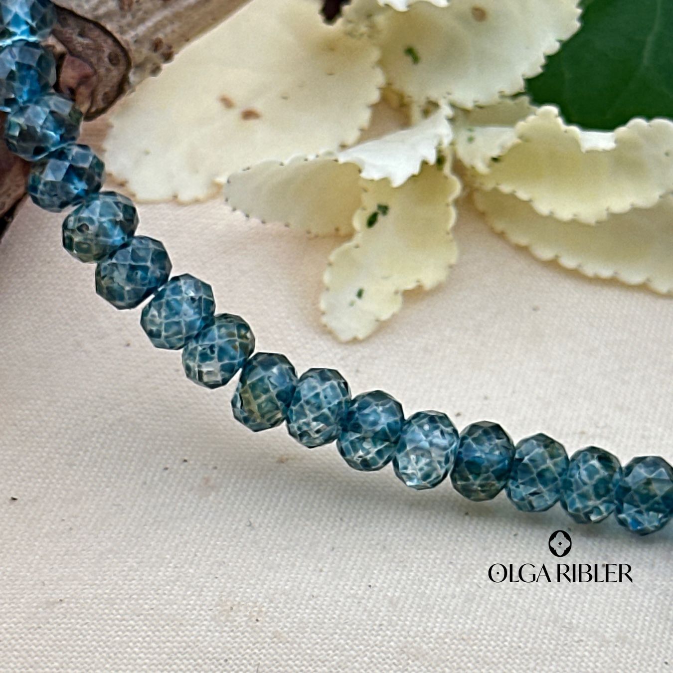 Olga Ribler Bracciali & Braccialetti: Armband, blauer Apatit – Nuovo (secondo la descrizione) da Luzern venduto da MonikaS03